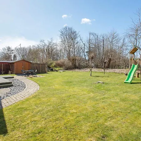 4 Star Holiday In Faxe Ladeplads Дом отдыха Fakse Ladeplads